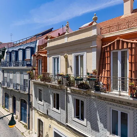 Cute In City Center By Lovelystay Apartment *
