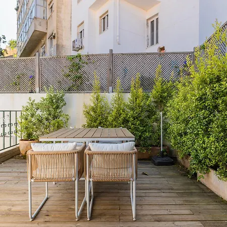 Cute In City Center By Lovelystay Apartment *