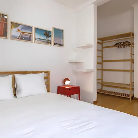 Cute In Center By Lovelystay *